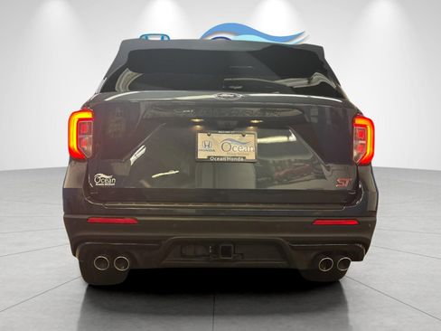 Used 2022 Ford Explorer ST w/ Equipment Group 401A image 4