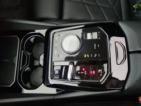 Used 2025 BMW 530i RWD image 54