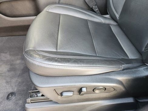 Used 2021 Chevrolet Tahoe Z71 w/ Z71 Signature Package image 25