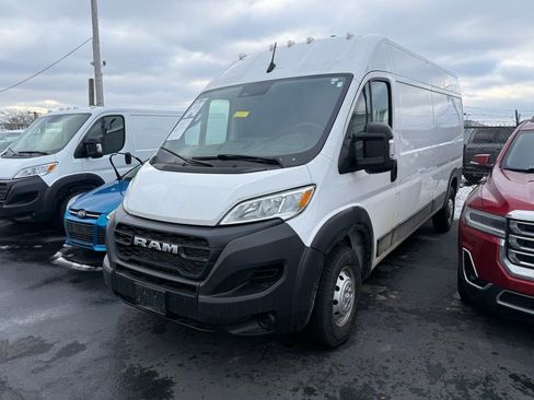 Used 2023 RAM ProMaster 2500 image 3