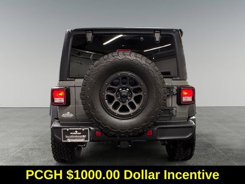 Used 2023 Jeep Wrangler Willys image 24