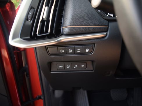 Used 2025 MAZDA CX-70 Plug-In Hybrid w/ Premium Pkg image 7