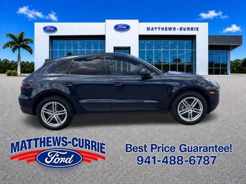 Used 2018 Porsche Macan AWD/4WD image 3