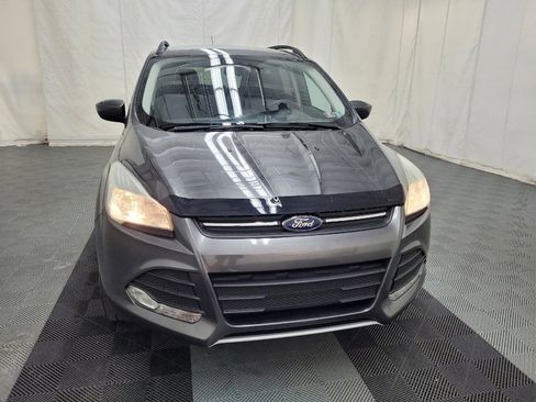 Used 2016 Ford Escape SE w/ Equipment Group 201A AWD/4WD image 14