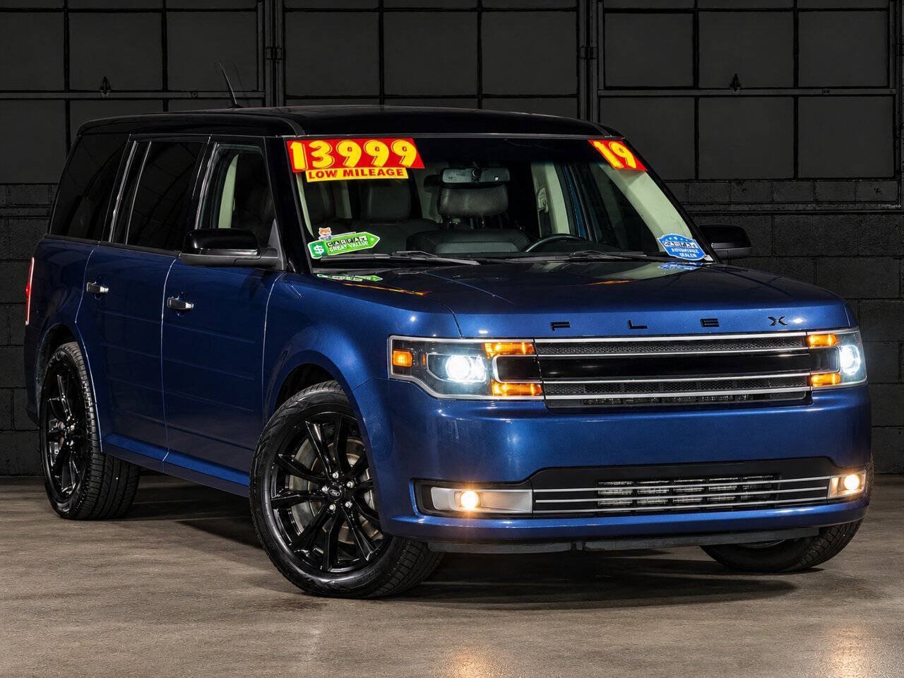 Used 2019 Ford Flex Limited w/ Limited Appearance Package AWD/4WD image 1