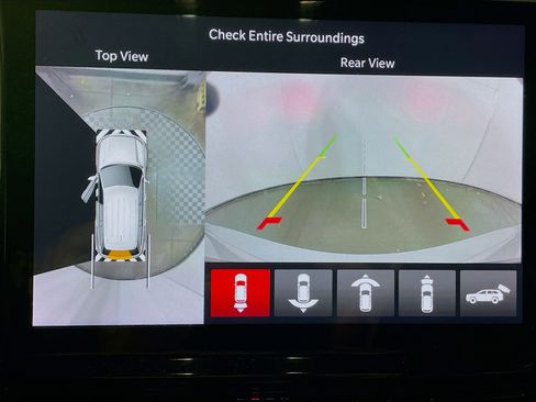 Used 2024 Jeep Grand Cherokee L Limited w/ Luxury Tech Group II image 23