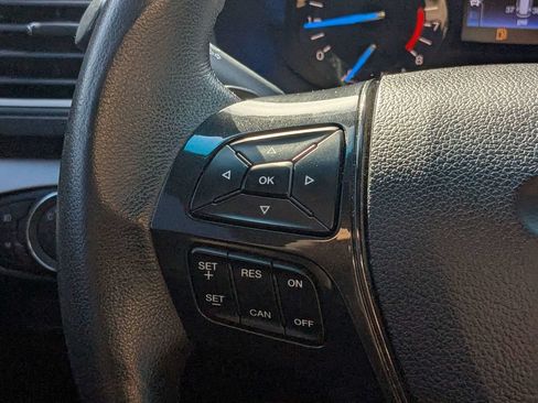 Used 2016 Ford Explorer XLT FWD image 18