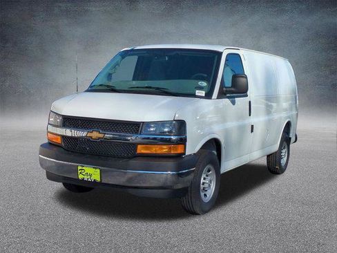 New 2026 Chevrolet Express 2500 w/ Driver Convenience Package image 8
