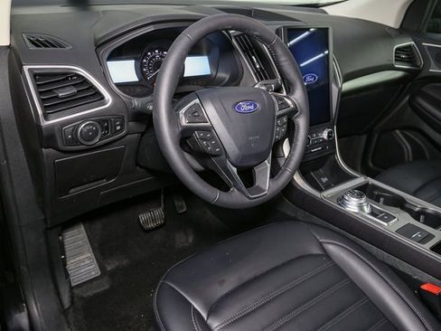 Used 2024 Ford Edge SEL w/ Convenience Package image 22