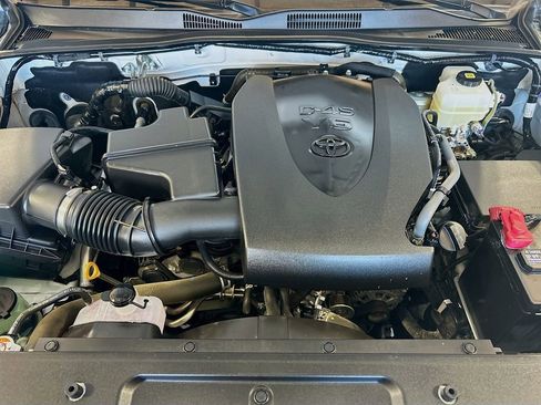 Used 2023 Toyota Tacoma TRD Off-Road AWD/4WD image 25