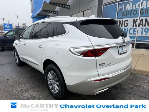 Used 2022 Buick Enclave Premium image 14