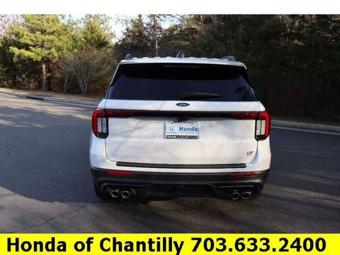 Used 2025 Ford Explorer ST w/ Sun And Sound Package image 6