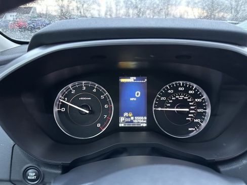 Used 2022 Subaru Crosstrek 2.5i Limited w/ Moonroof Package 2 image 18