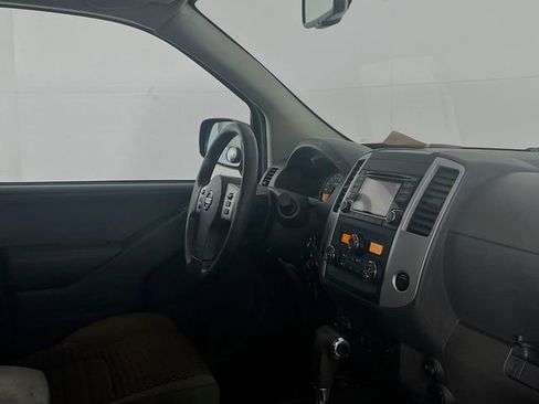 Used 2018 Nissan Frontier SV w/ Value Truck Package image 19