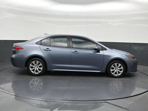 Used 2023 Toyota Corolla LE FWD image 7