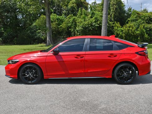 Used 2025 Honda Civic Sport image 2