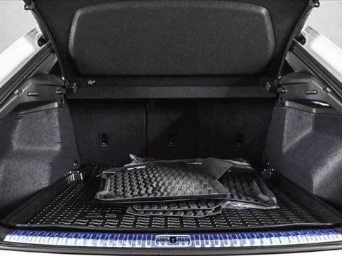 Certified 2025 Audi Q3 2.0T Premium w/ Convenience Package image 6