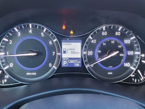 Used 2016 INFINITI QX80 4WD w/ Deluxe Technology Package image 21