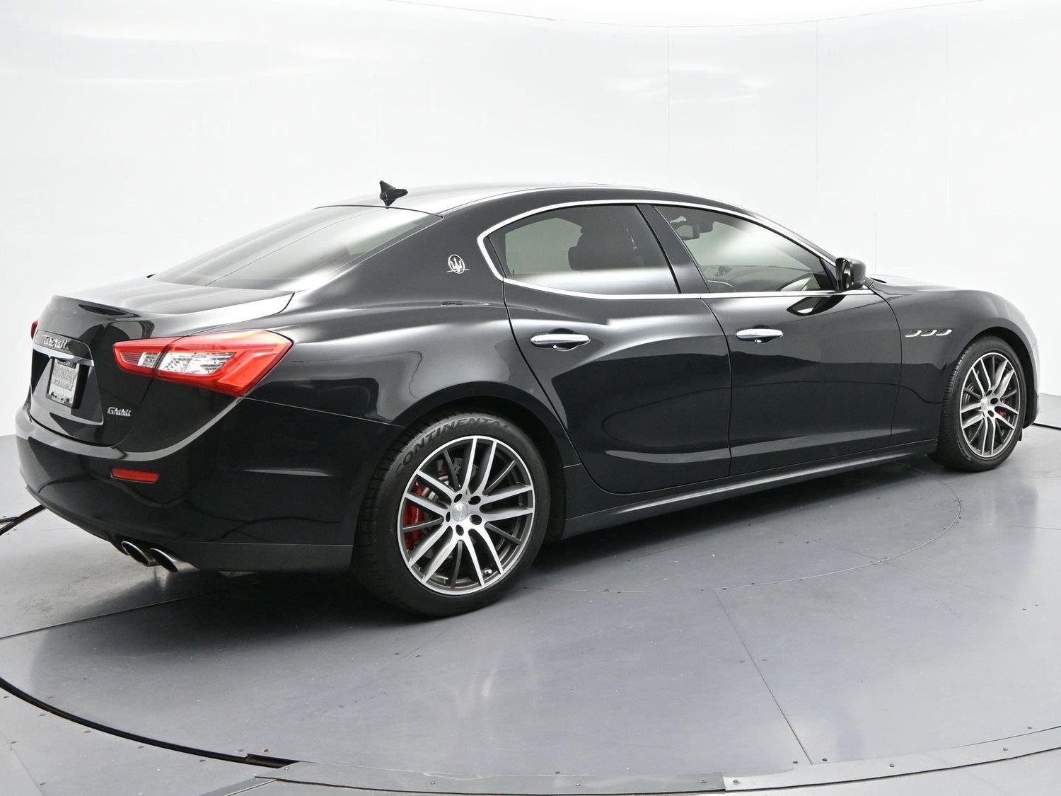 Used 2015 Maserati Ghibli RWD image 6