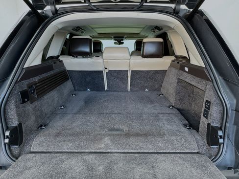 Used 2020 Land Rover Range Rover HSE image 18