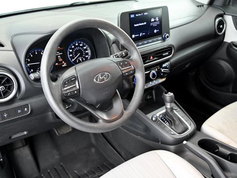 Used 2022 Hyundai Kona SEL image 17