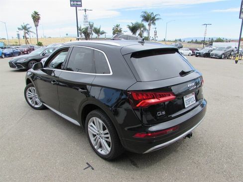 Used 2018 Audi Q5 Prestige AWD/4WD image 5