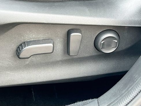 Used 2024 Subaru Forester Premium AWD/4WD image 19