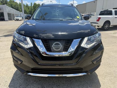 Used 2017 Nissan Rogue SV w/ Midnight Edition AWD/4WD image 2