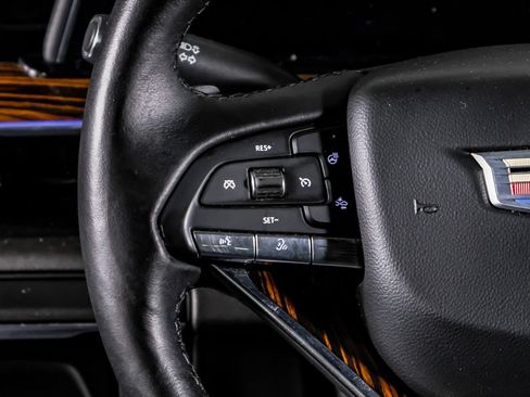 Used 2021 Cadillac Escalade Luxury RWD image 17