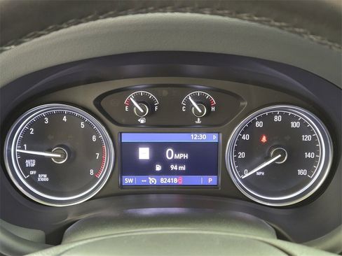 Used 2020 Buick Enclave Premium w/ Sun and Sites Package image 35