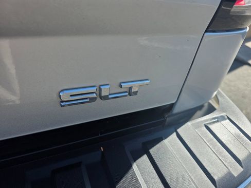 Used 2018 GMC Sierra 1500 SLT w/ Texas SLT Premium Package AWD/4WD image 8
