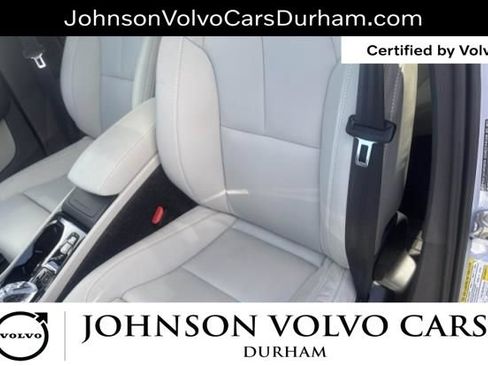 Used 2026 Volvo XC40 B5 Plus w/ Protection Package Premier AWD/4WD image 8