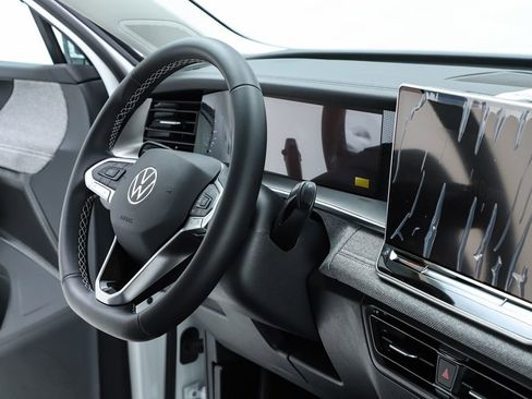 New 2026 Volkswagen Tiguan S image 71