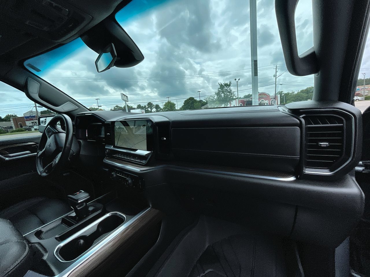 Used 2024 Chevrolet Silverado 1500 RST w/ Convenience Package II AWD/4WD image 29