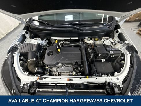 Used 2024 Chevrolet Equinox LT image 38