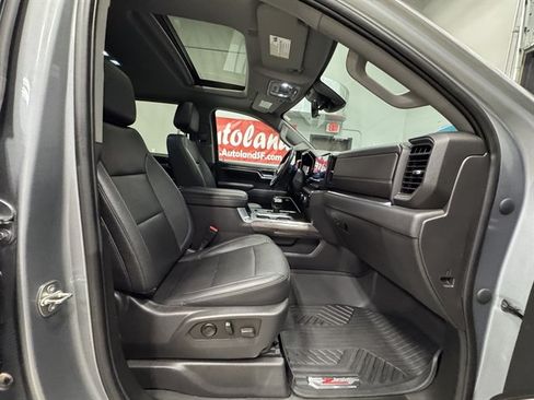 Used 2023 Chevrolet Silverado 1500 LTZ w/ LTZ Premium Package AWD/4WD image 12