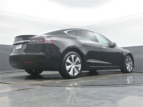 Used 2020 Tesla Model S Long Range Plus image 51