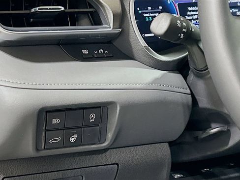New 2026 Toyota Highlander Limited AWD/4WD image 10