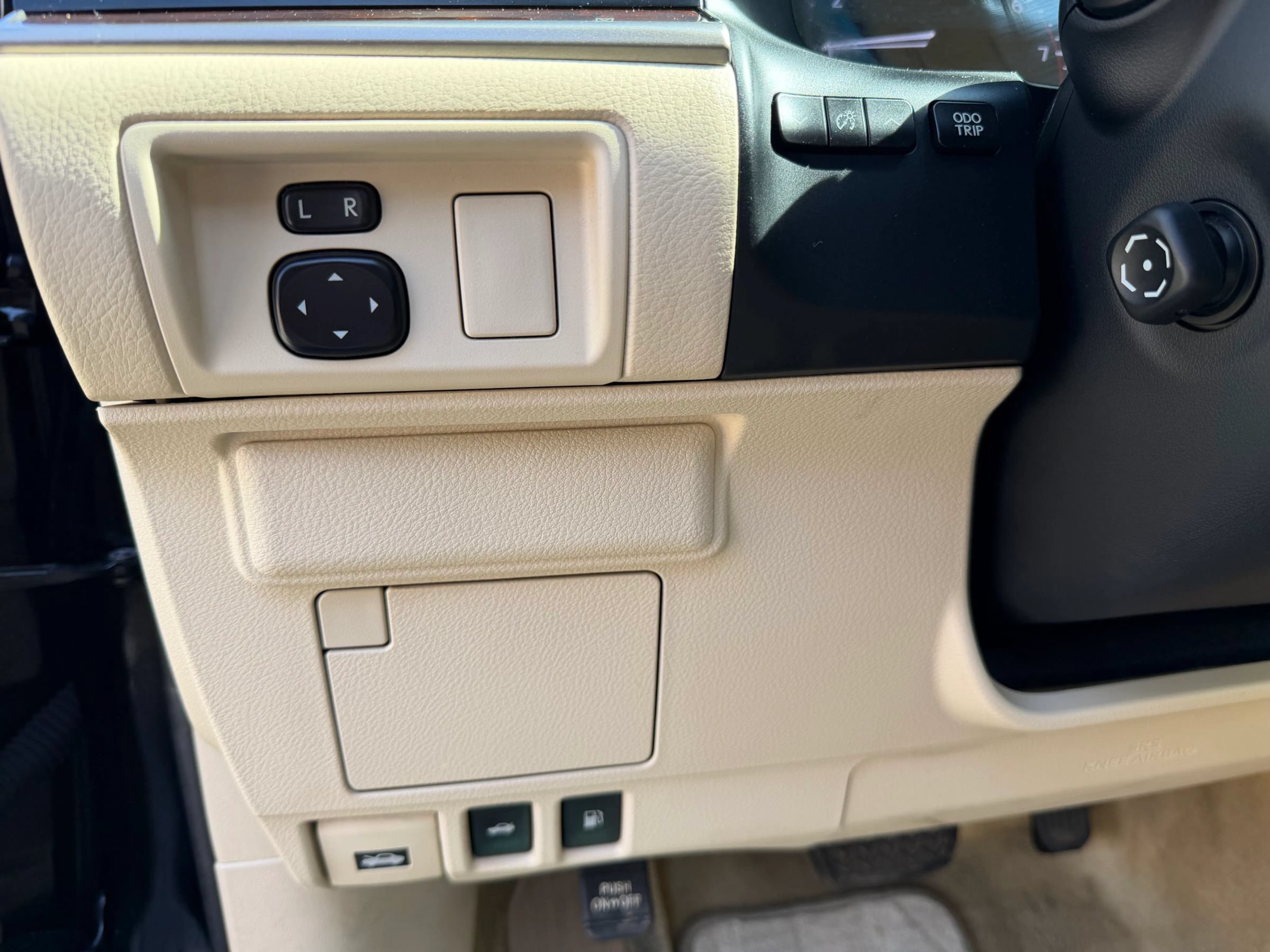 Used 2015 Lexus ES 350 w/ Premium Package FWD image 22