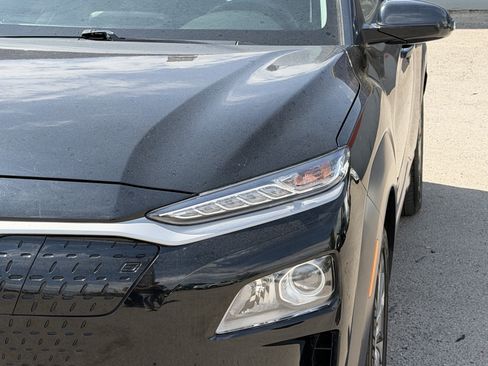 Used 2021 Hyundai Kona SEL FWD image 25