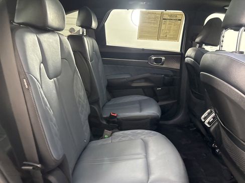 Used 2025 Kia Sorento SX Prestige AWD/4WD image 28