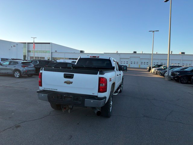 Used 2011 Chevrolet Silverado 2500 LT w/ Interior Plus Package AWD/4WD image 26