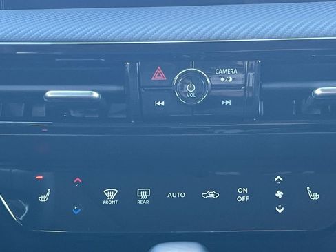 New 2026 Nissan Kicks SR w/ SR Premium Package image 29