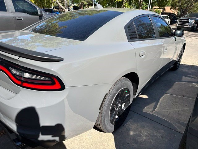 Used 2023 Dodge Charger SXT RWD image 6