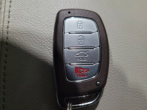 Used 2016 Hyundai Sonata SE FWD image 32
