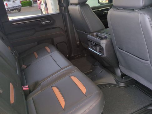 Used 2026 GMC Sierra 2500 AT4 w/ AT4 Premium Plus Package AWD/4WD image 17