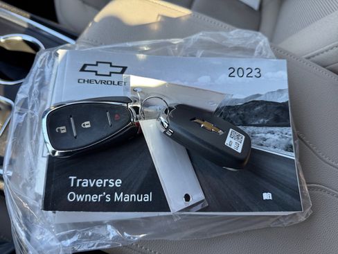 Used 2023 Chevrolet Traverse LS w/ Safety Package image 21