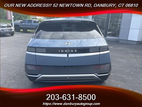 Used 2024 Hyundai Ioniq 5 SE RWD image 4