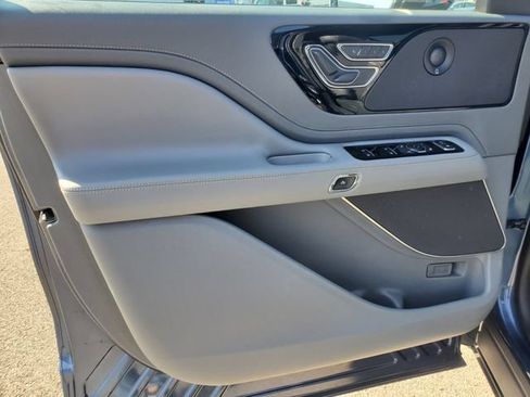 Used 2020 Lincoln Aviator Reserve w/ Elements Package Plus AWD/4WD image 5