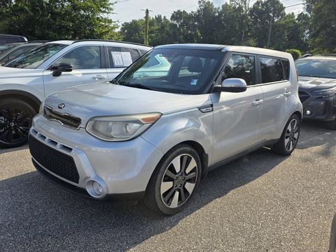 Used 2015 Kia Soul ! w/ Sun & Sound Package FWD image 4